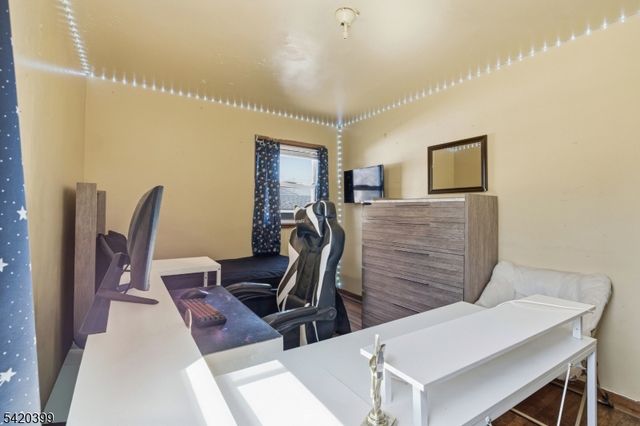 310 Cristiani St, Roselle Boro, NJ 07203