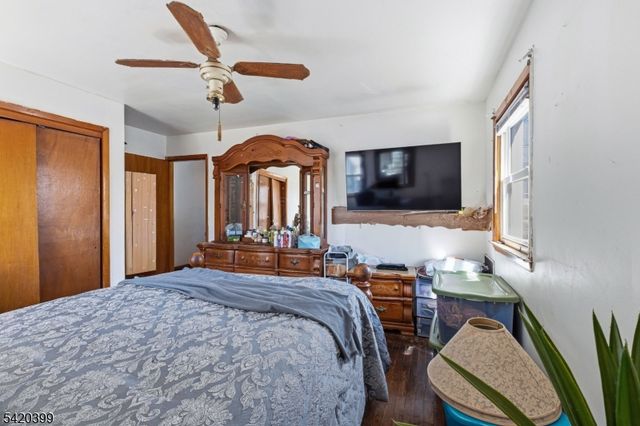 310 Cristiani St, Roselle Boro, NJ 07203