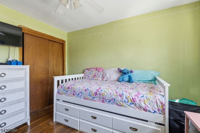 310 Cristiani St, Roselle Boro, NJ 07203