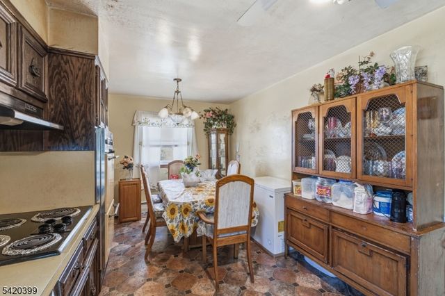 310 Cristiani St, Roselle Boro, NJ 07203