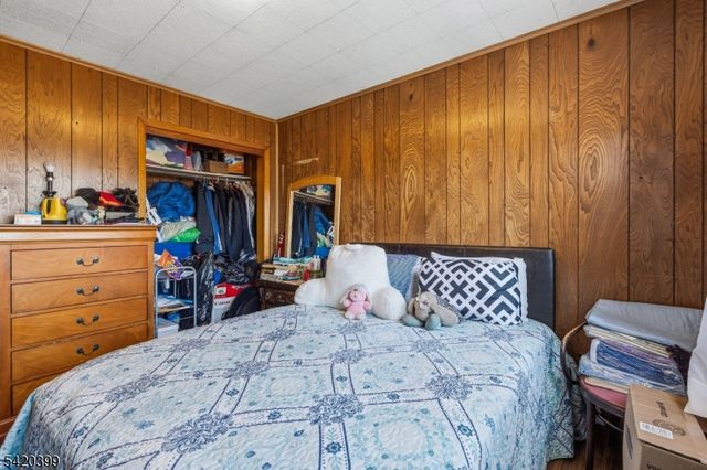 310 Cristiani St, Roselle Boro, NJ 07203