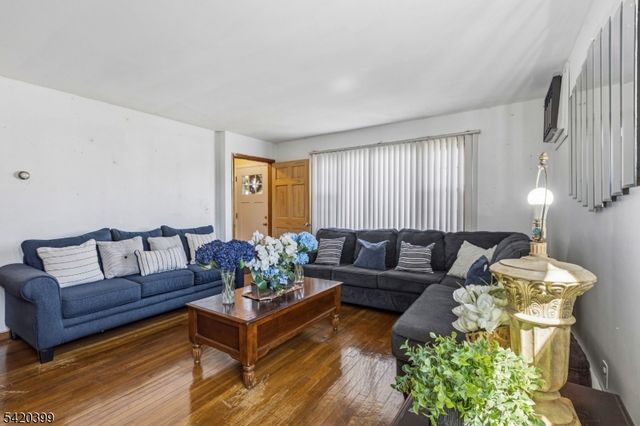 310 Cristiani St, Roselle Boro, NJ 07203