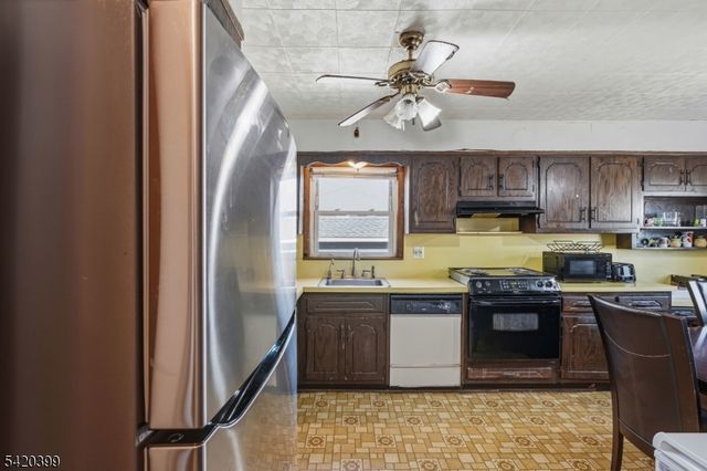 310 Cristiani St, Roselle Boro, NJ 07203