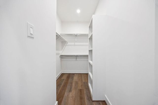 2125 Hoskins Drive B, Houston, TX 77080