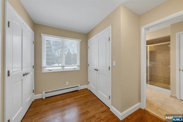 359 Hillview Terrace, Franklin Lakes, NJ 07417