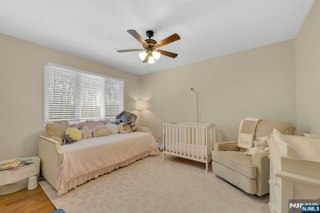 359 Hillview Terrace, Franklin Lakes, NJ 07417
