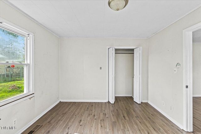 568 Old Airport Road, Bristol, VA 24201