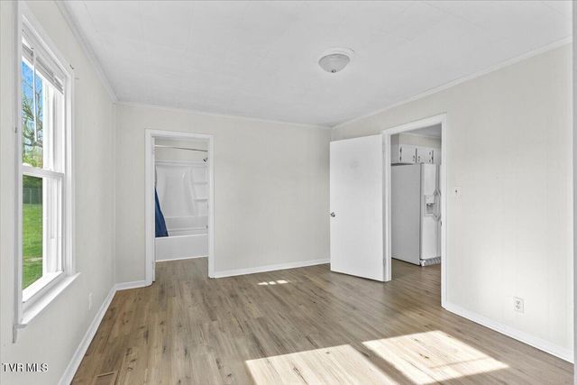 568 Old Airport Road, Bristol, VA 24201