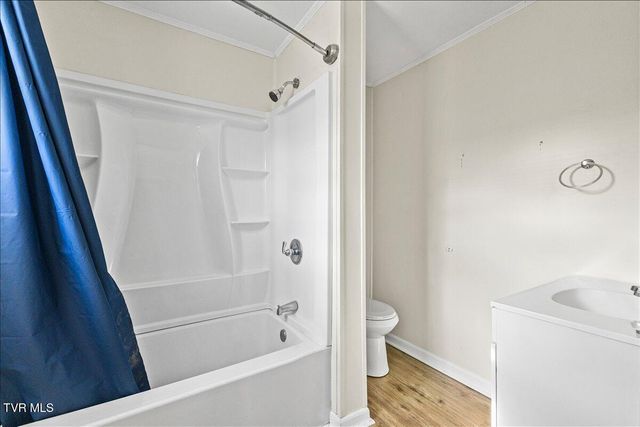 568 Old Airport Road, Bristol, VA 24201