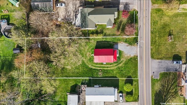 568 Old Airport Road, Bristol, VA 24201