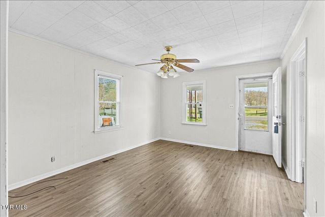 568 Old Airport Road, Bristol, VA 24201