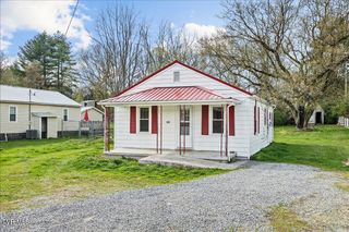 568 Old Airport Road, Bristol, VA 24201