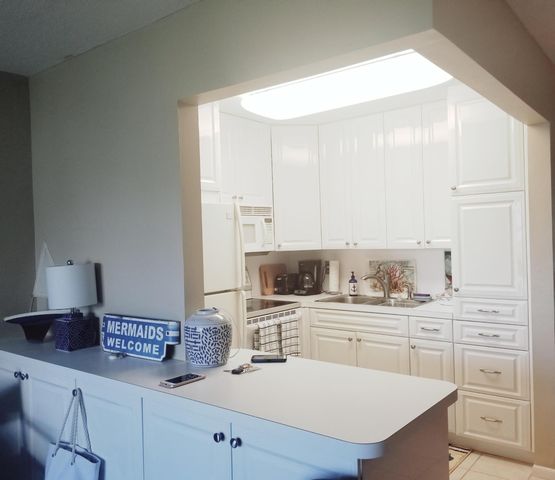 850 E Horizons 207, Boynton Beach, FL 33435