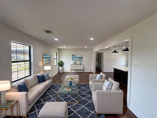 241 Norview Drive, Houston, TX 77022