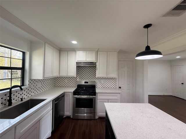 241 Norview Drive, Houston, TX 77022