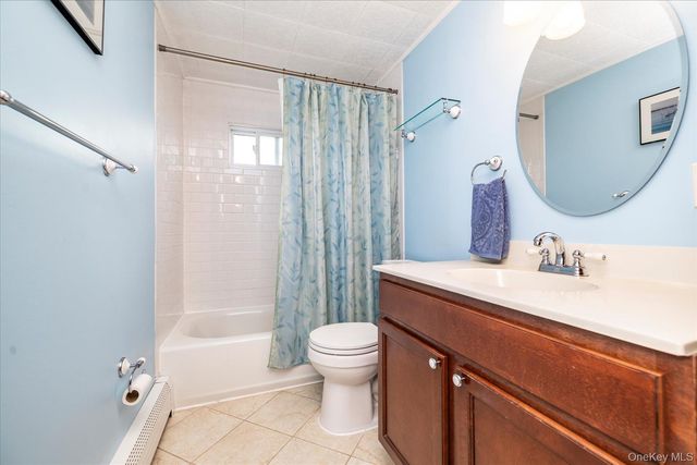 44 Meyer Lane, Medford, NY 11763