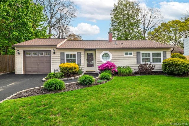44 Meyer Lane, Medford, NY 11763