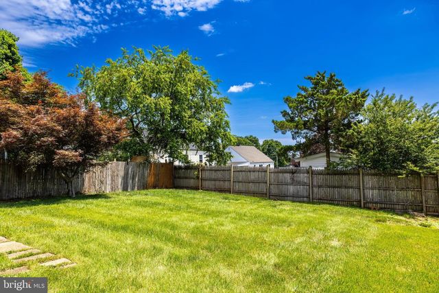 2015 HILLCREST RD, Baltimore, MD 21207