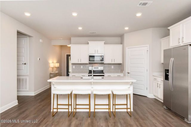 7808 Coral Lane, Ocean Springs, MS 39564