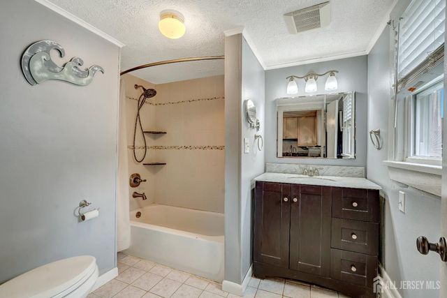 18 June Street, South River, NJ 08882