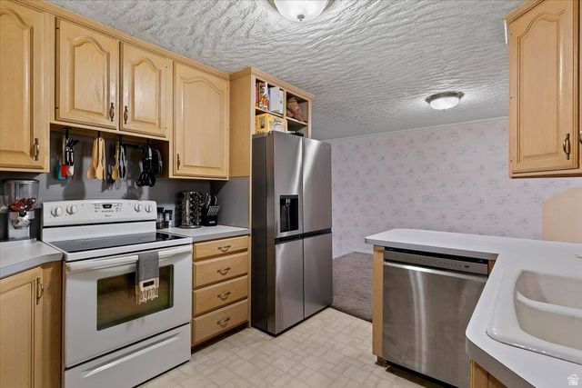 321 W 2575 N, Sunset, UT 84015