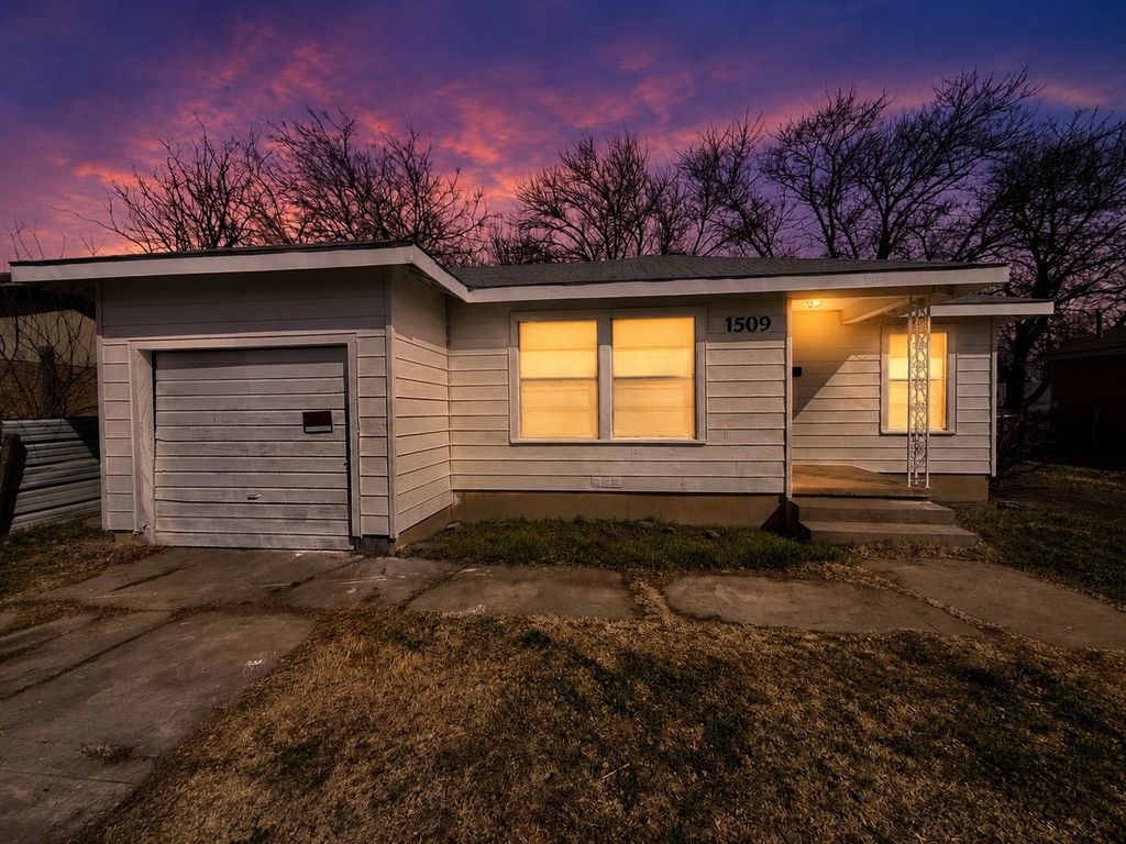 1509 SE 18th Street, Mineral Wells, TX 76067