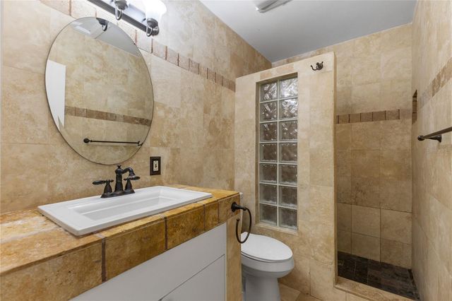 5641 ASHLEY OAKS DRIVE 37, Tampa, FL 33617