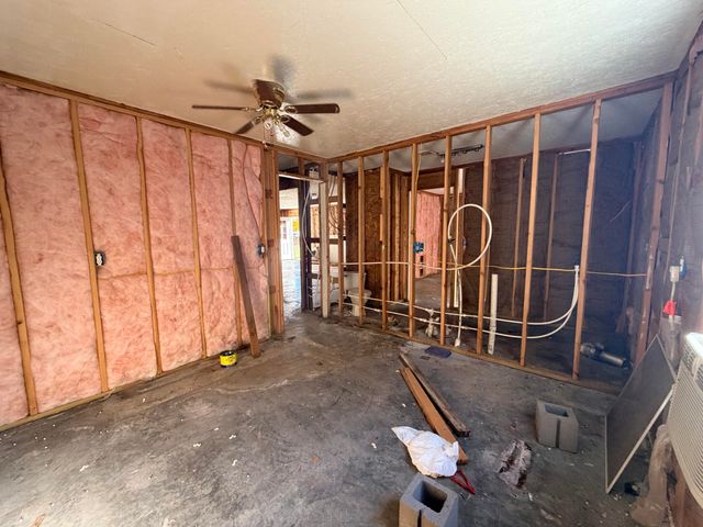 813 Bailey Road, Pineville, MO 64856