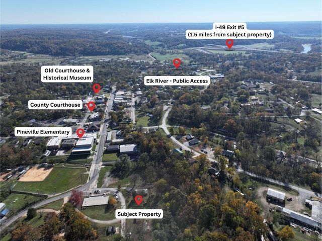 813 Bailey Road, Pineville, MO 64856