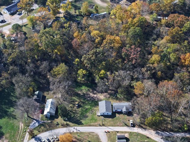 813 Bailey Road, Pineville, MO 64856