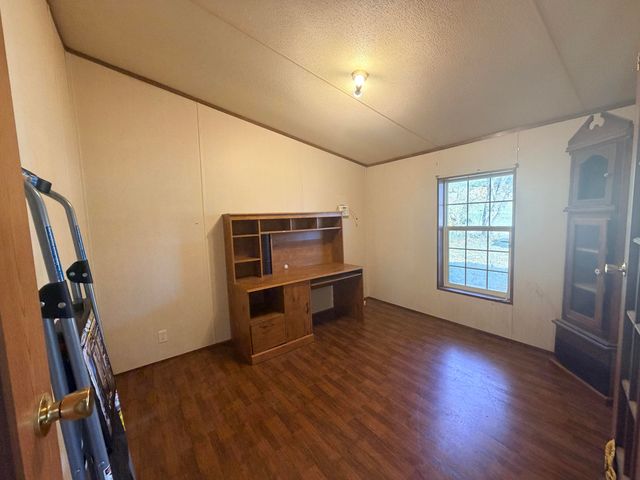 813 Bailey Road, Pineville, MO 64856