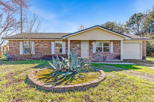 407 Celeste Ct, Mary Esther, FL 32569