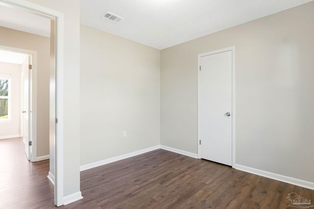 407 Celeste Ct, Mary Esther, FL 32569