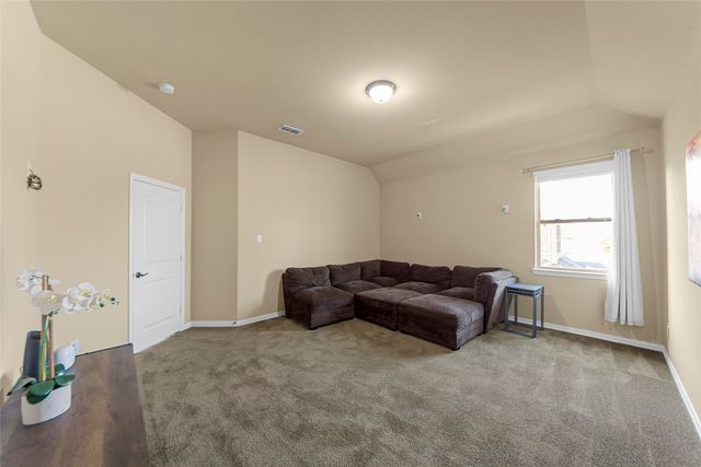 1105 Mallard Lakes Drive, Mckinney, TX 75072