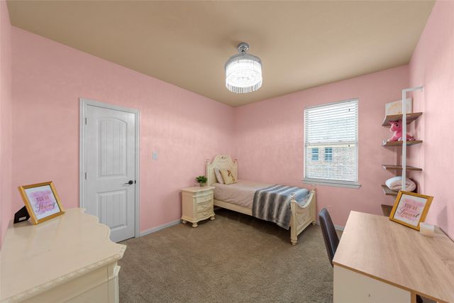 1105 Mallard Lakes Drive, Mckinney, TX 75072