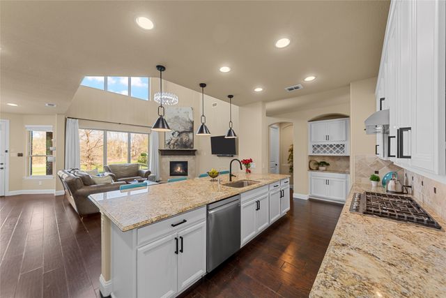 1105 Mallard Lakes Drive, Mckinney, TX 75072