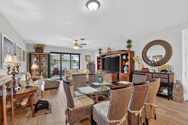 4785 San Fratello Circle, Lake Worth, FL 33467