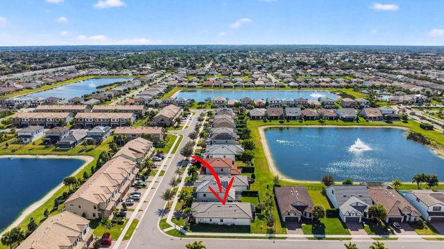 4785 San Fratello Circle, Lake Worth, FL 33467