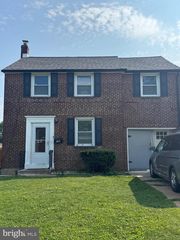 184 RIVERVIEW DR, New Castle, DE 19720