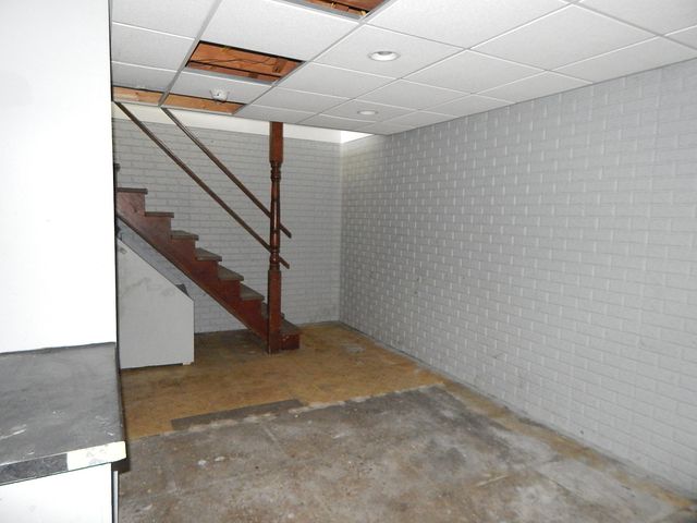 513 S 7th Street, Eldridge, IA 52748