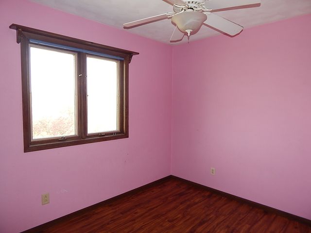513 S 7th Street, Eldridge, IA 52748