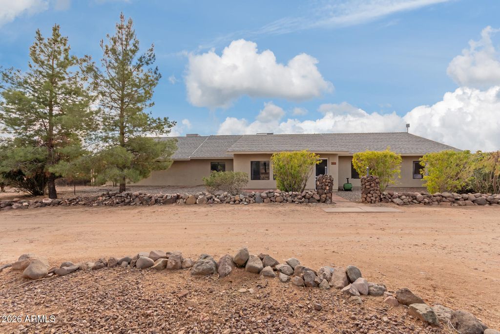 313 W SADDLE MOUNTAIN Road, Phoenix, AZ 85086 — exterior