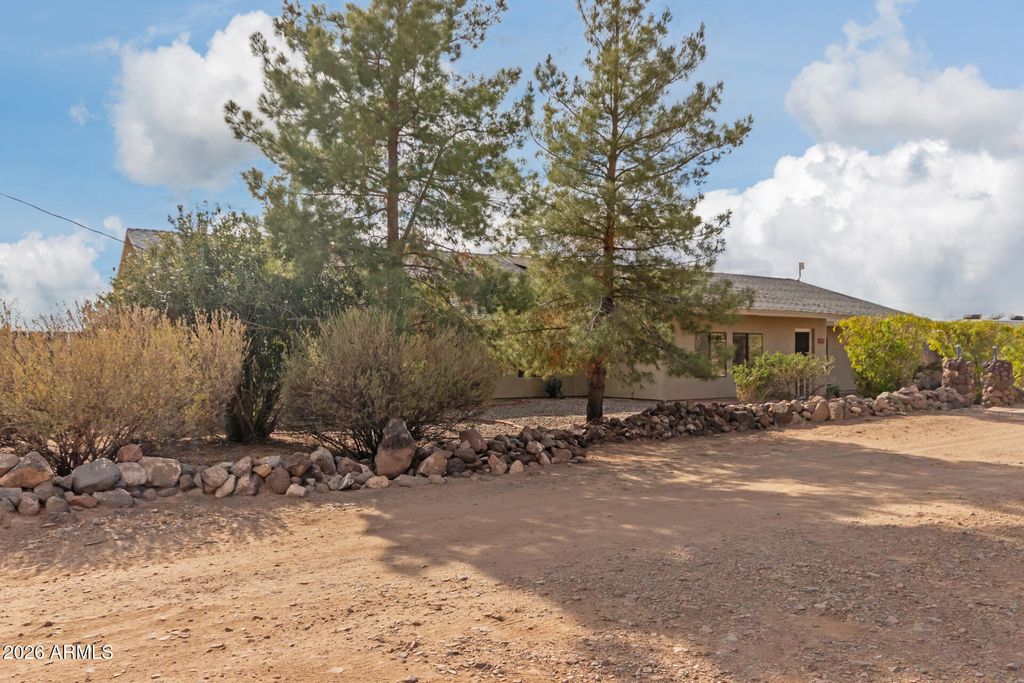 313 W SADDLE MOUNTAIN Road, Phoenix, AZ 85086 — photo 4