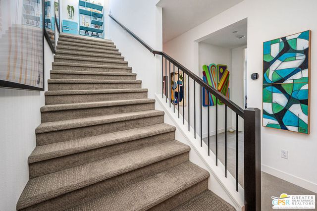 274 Mayfair Way, Palm Springs, CA 92264