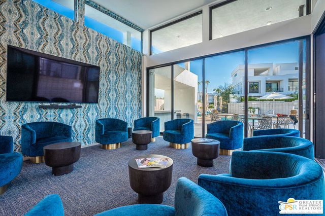 274 Mayfair Way, Palm Springs, CA 92264