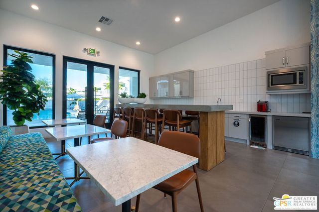 274 Mayfair Way, Palm Springs, CA 92264