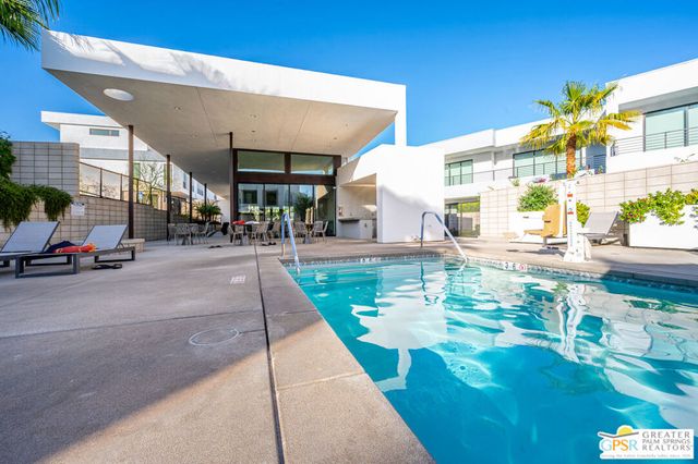 274 Mayfair Way, Palm Springs, CA 92264