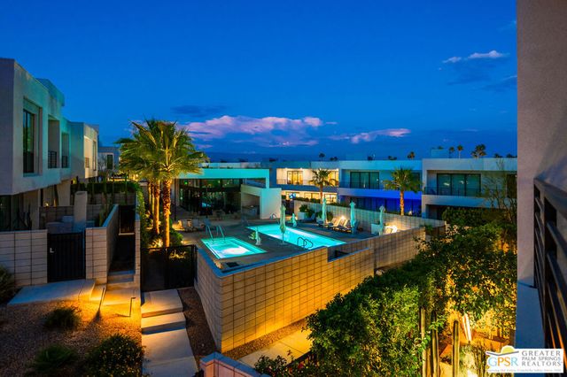 274 Mayfair Way, Palm Springs, CA 92264