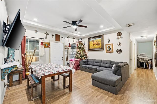 5305 La Cima Drive, Edinburg, TX 78542