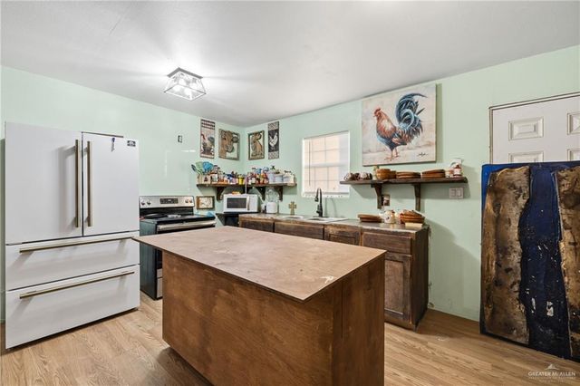 5305 La Cima Drive, Edinburg, TX 78542